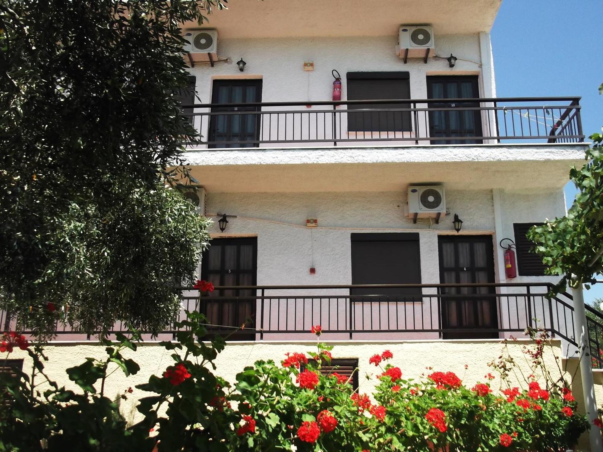 Gorgona Rooms Alikí Zewnętrze zdjęcie