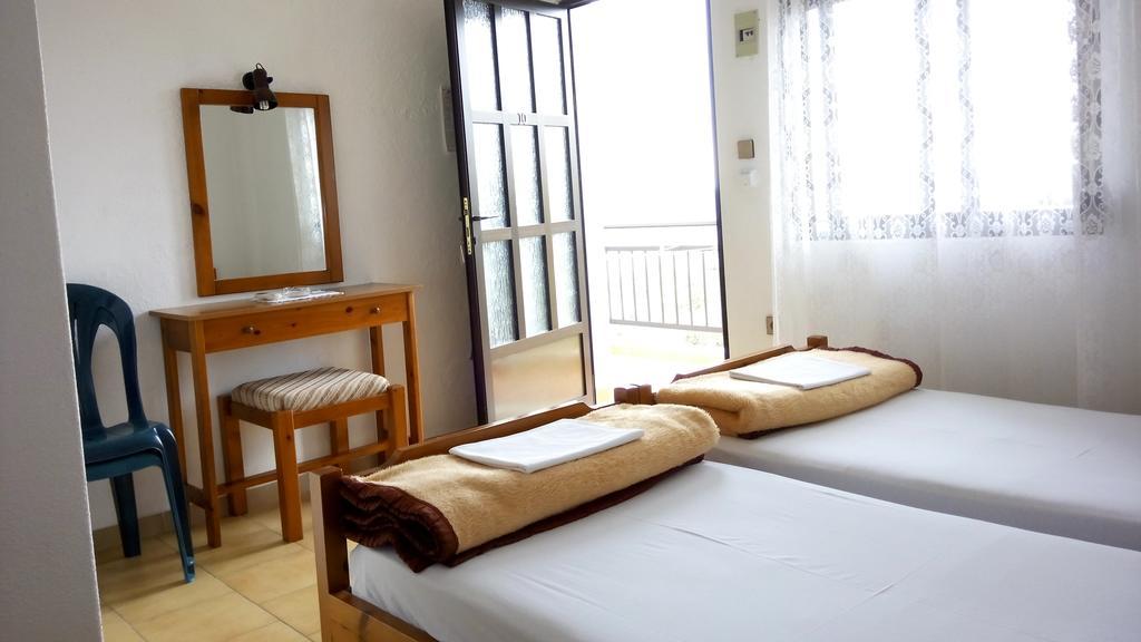 Gorgona Rooms Alikí Zewnętrze zdjęcie