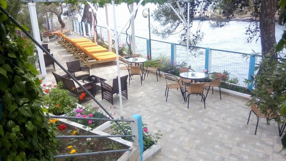 Gorgona Rooms Alikí Zewnętrze zdjęcie
