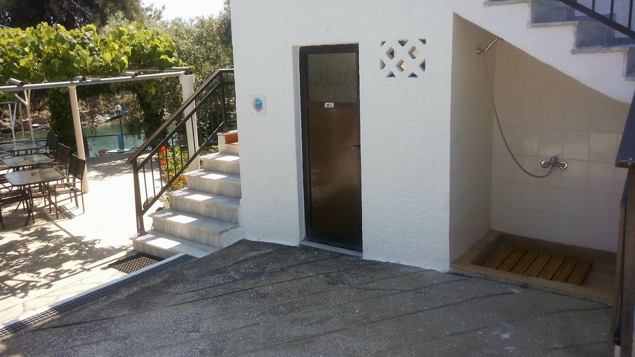 Gorgona Rooms Alikí Zewnętrze zdjęcie